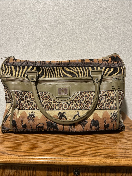 Pioneer Express Handbags - Safari-Print Travel Tote in Olive & Tan